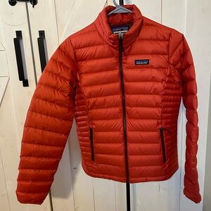 Patagonia women’s puffer jacket